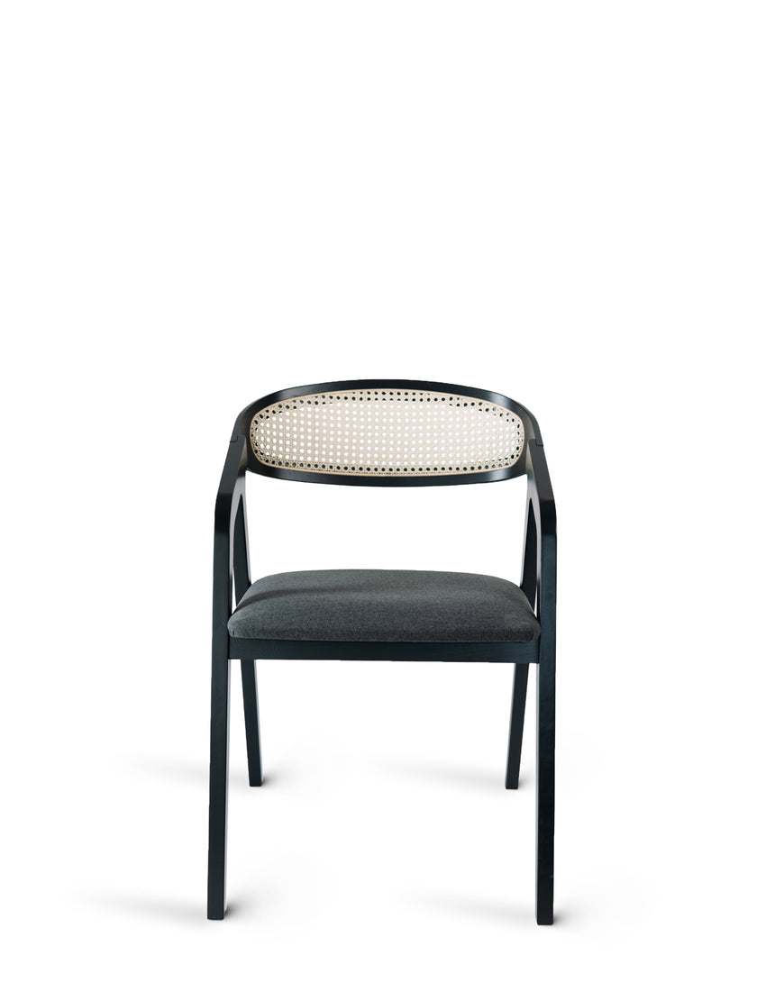 Frame C étkezőszék - választható kárpitozással/pácolással