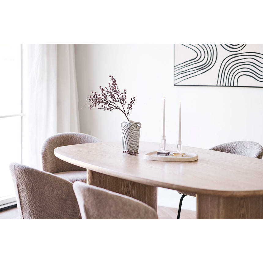 Serra étkezőasztal – 110×210 cm