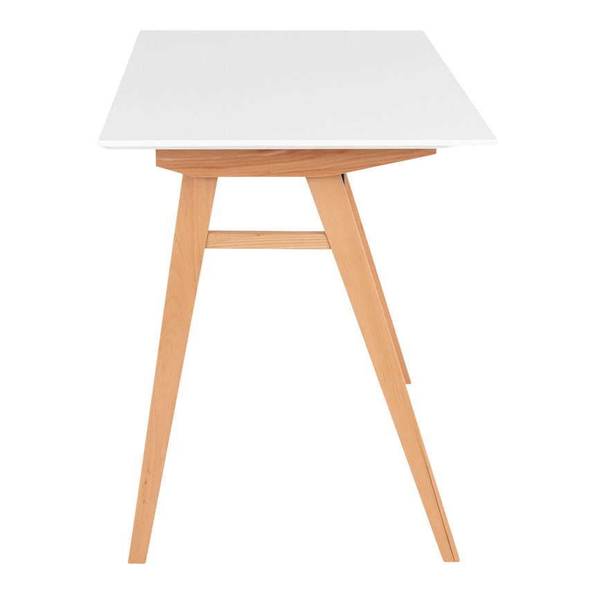 Vojens I. íróasztal