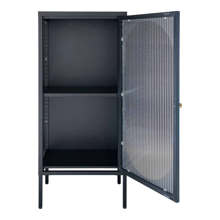 Adelaide III. vitrin