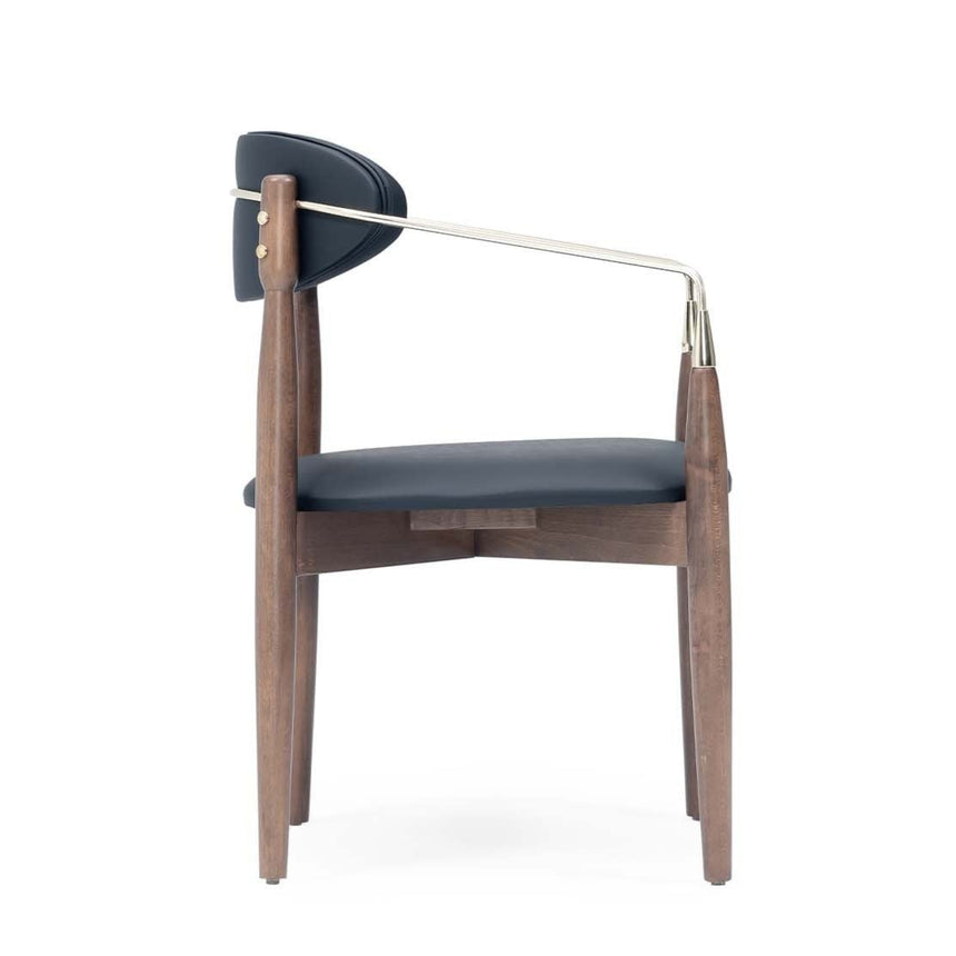 Marta szék, választható kárpitozással, pácolással