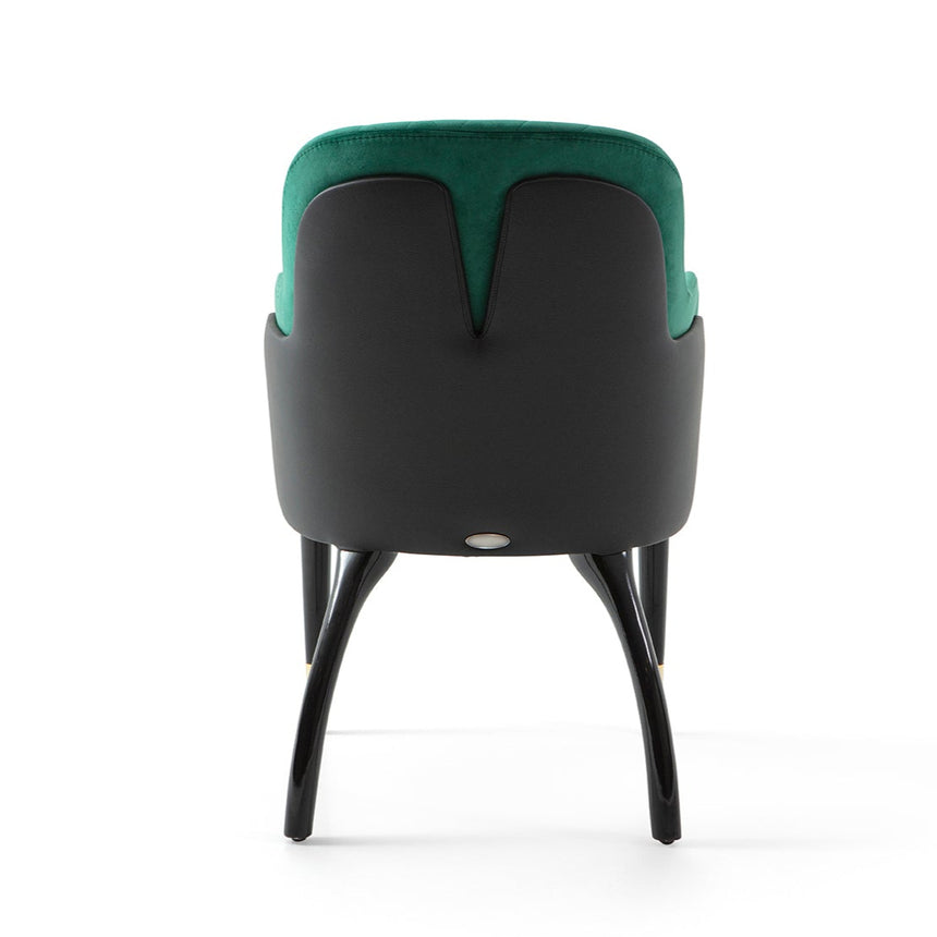 Charla éttermi szék, választható kárpitozással, pácolással