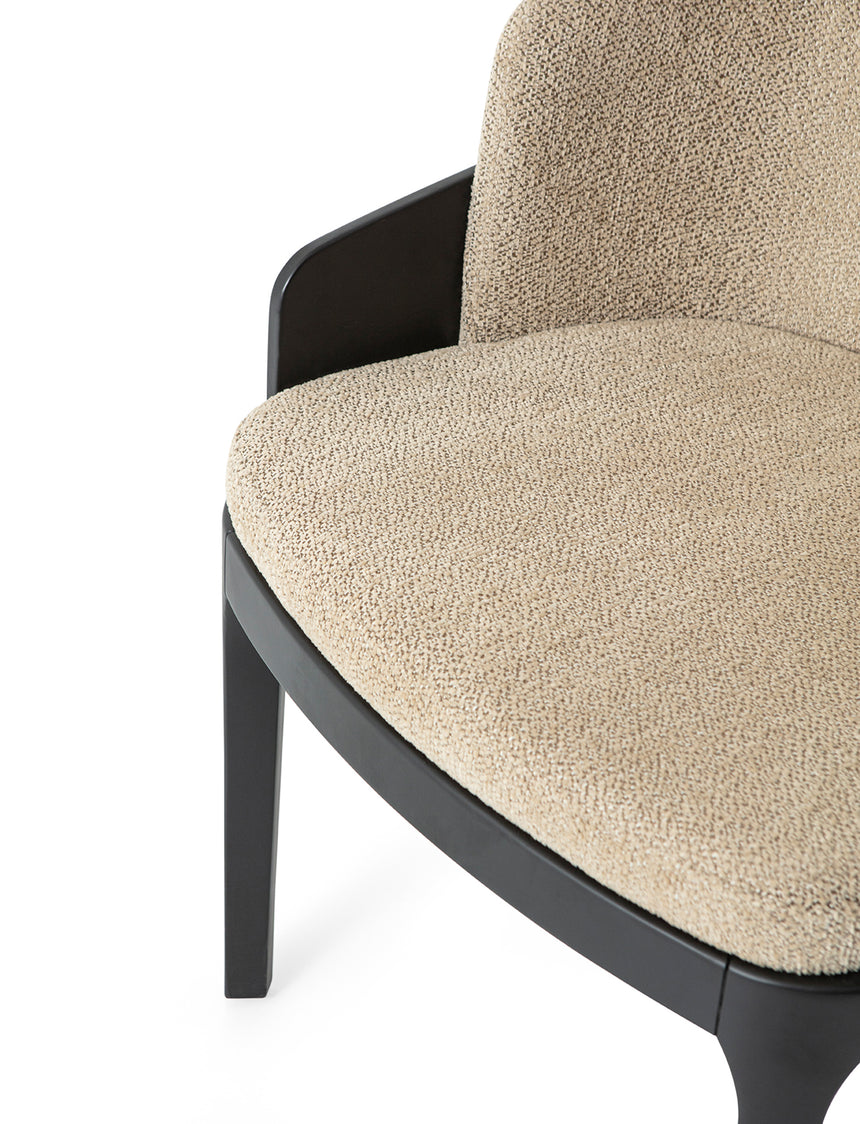 Kyle éttermi szék, választható kárpitozással, pácolással