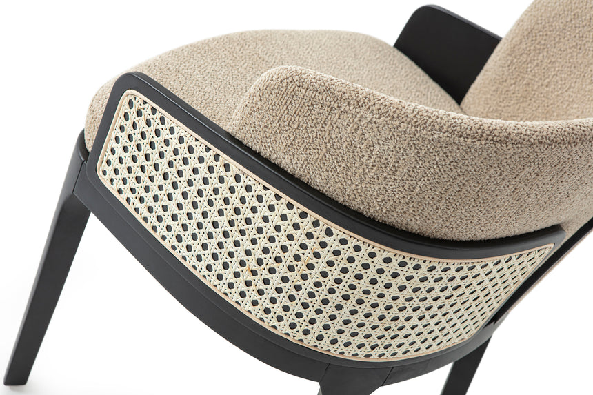 Kyle éttermi szék, választható kárpitozással, pácolással