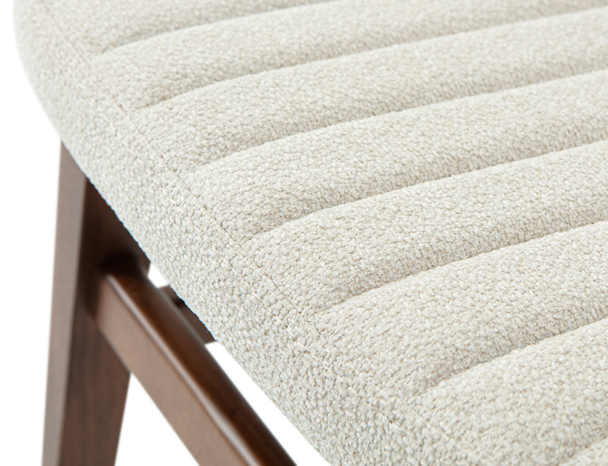 Evans fonott éttermi szék, választható kárpitozással, pácolással