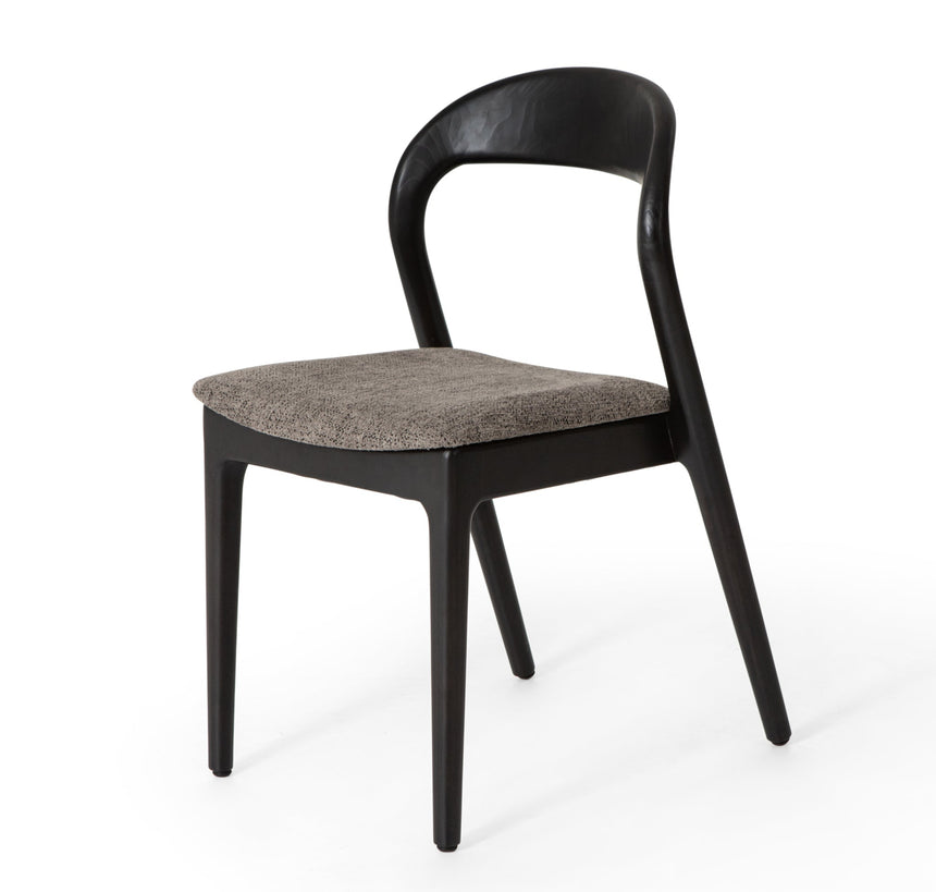 Sam éttermi szék, választható kárpitozással, pácolással