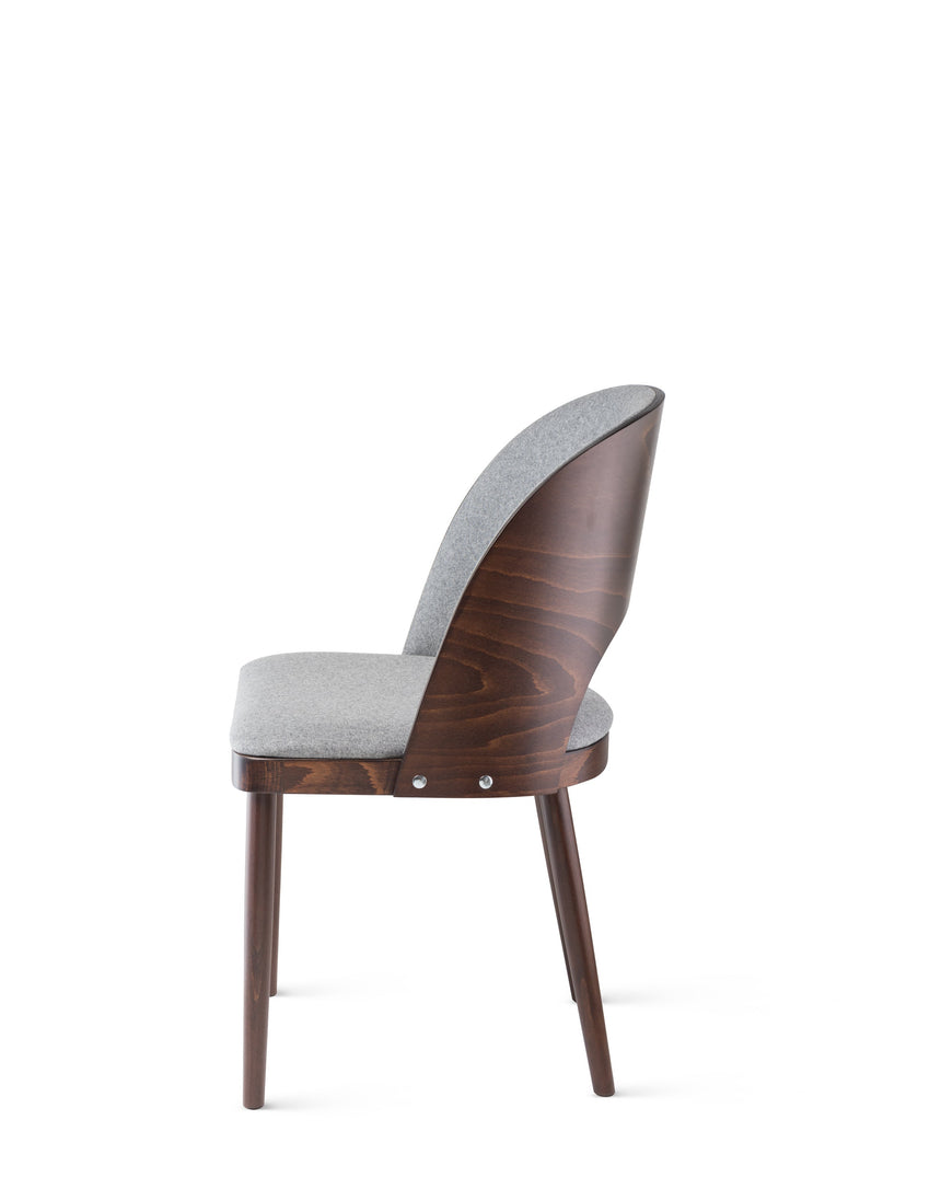 Fameg A-1413 éttermi szék