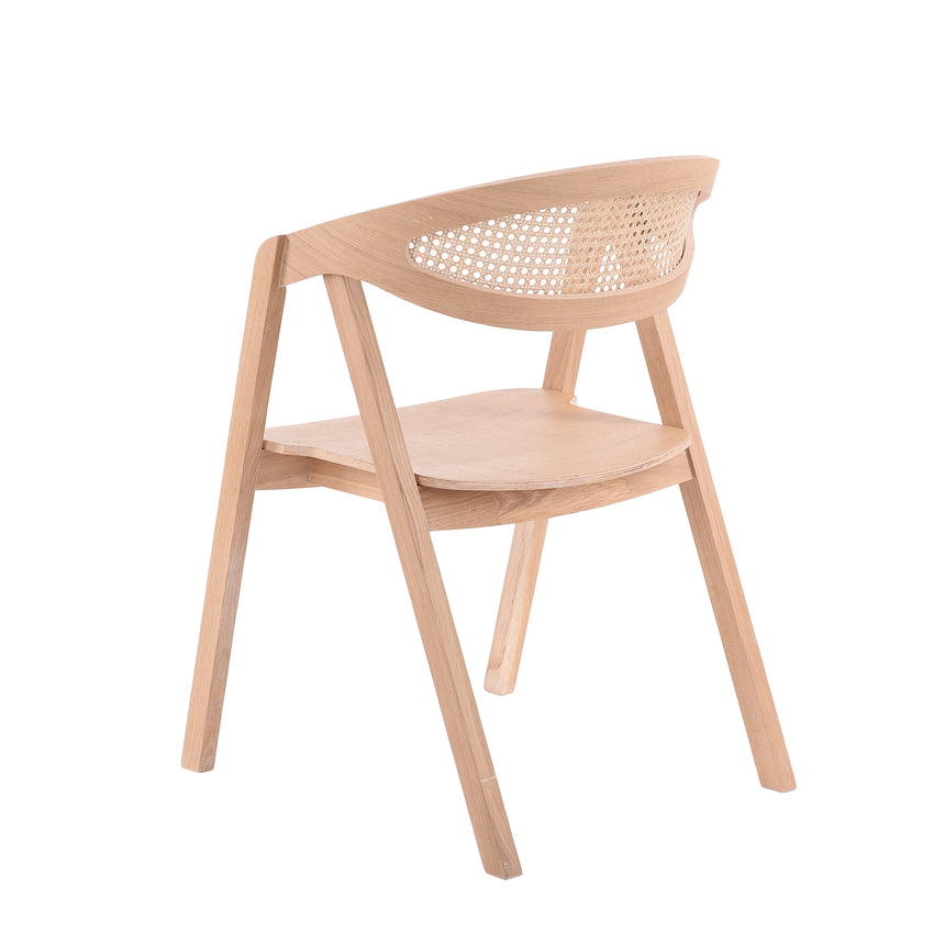 Éttermi szék Guru C - választható kárpitozással/pácolással