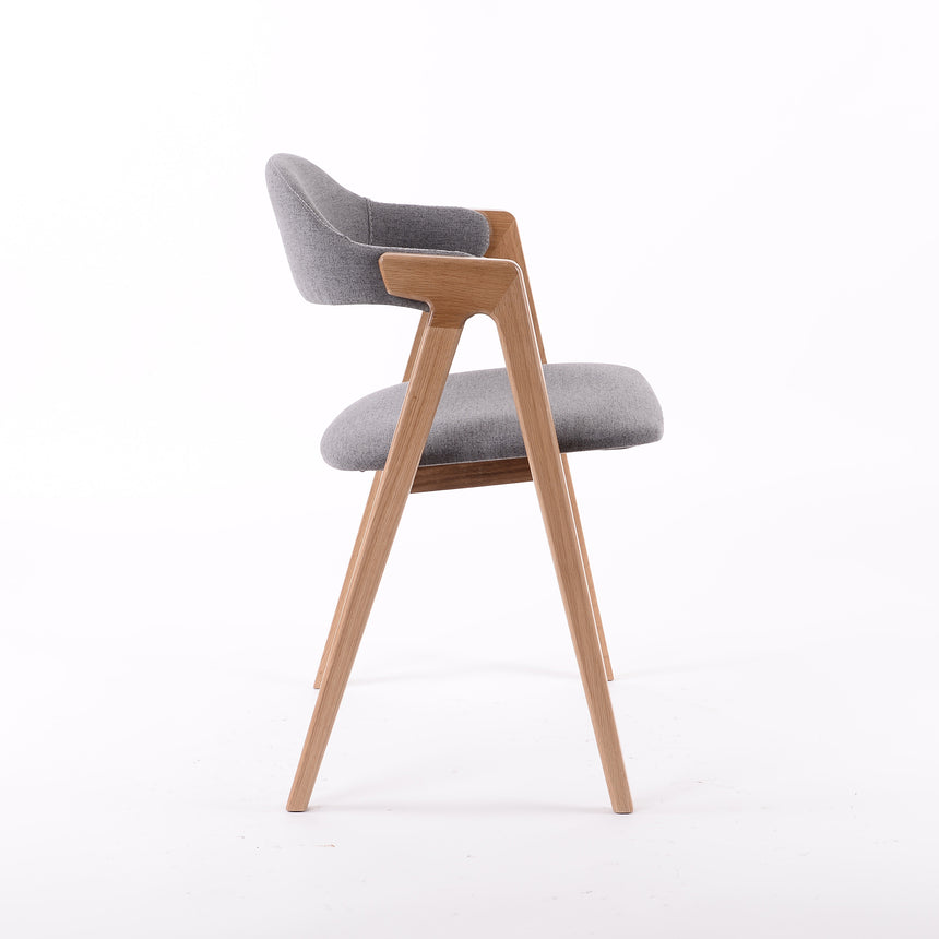 Logan étkezőszék - választható kárpitozással/pácolással