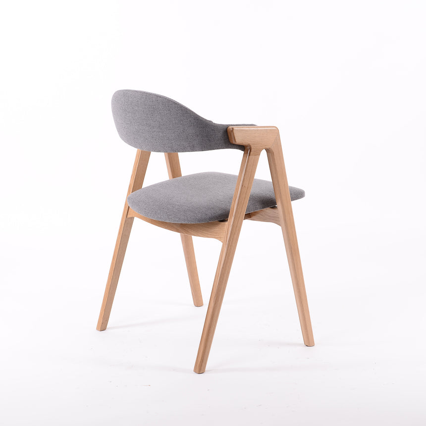 Logan étkezőszék - választható kárpitozással/pácolással