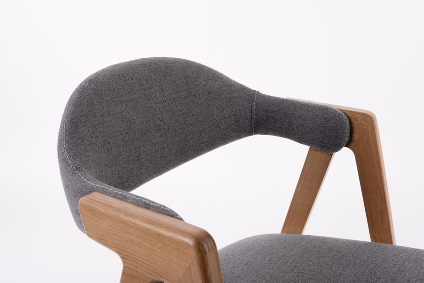 Logan étkezőszék - választható kárpitozással/pácolással