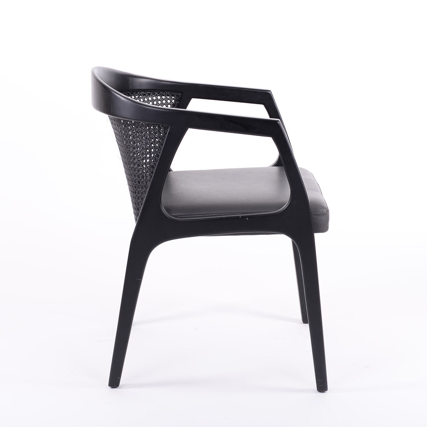 Luxor étkezőszék - választható kárpitozással/pácolással