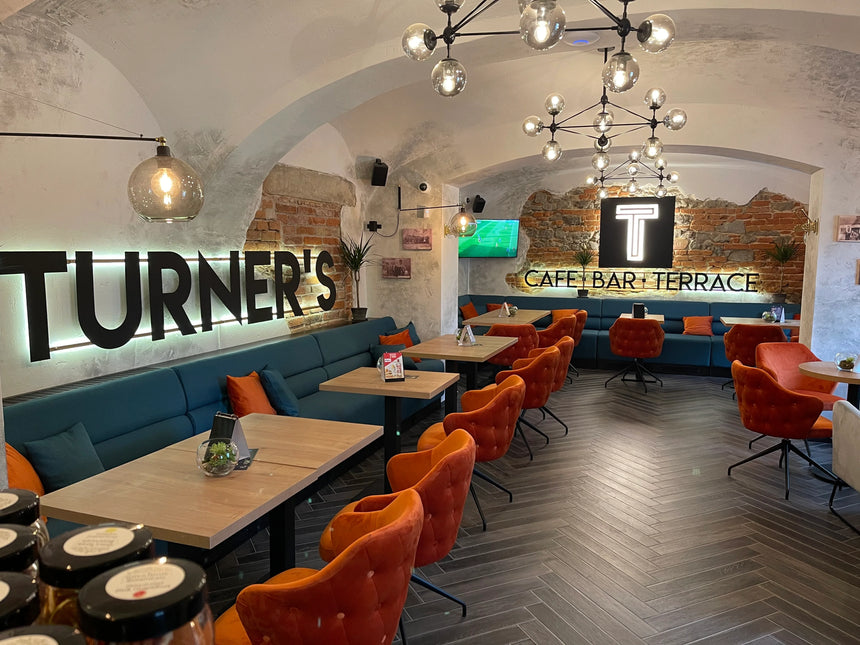 Andor II. étkezőszék - választható kárpitozással