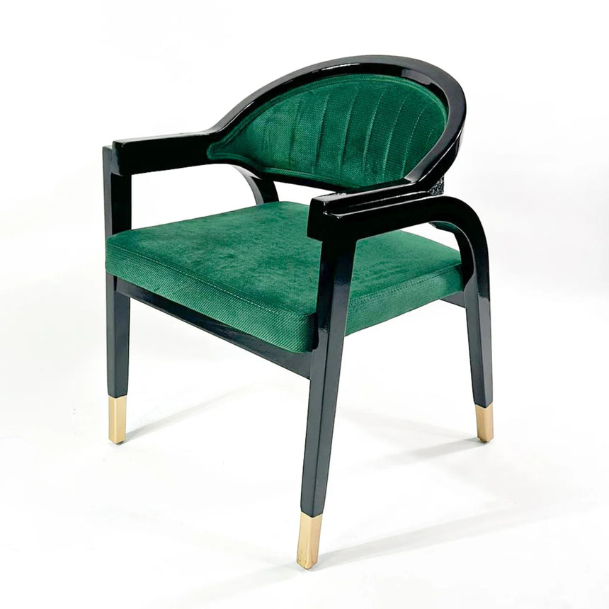 Wind éttermi szék, választható kárpitozással, pácolással