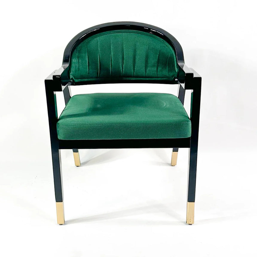 Wind éttermi szék, választható kárpitozással, pácolással