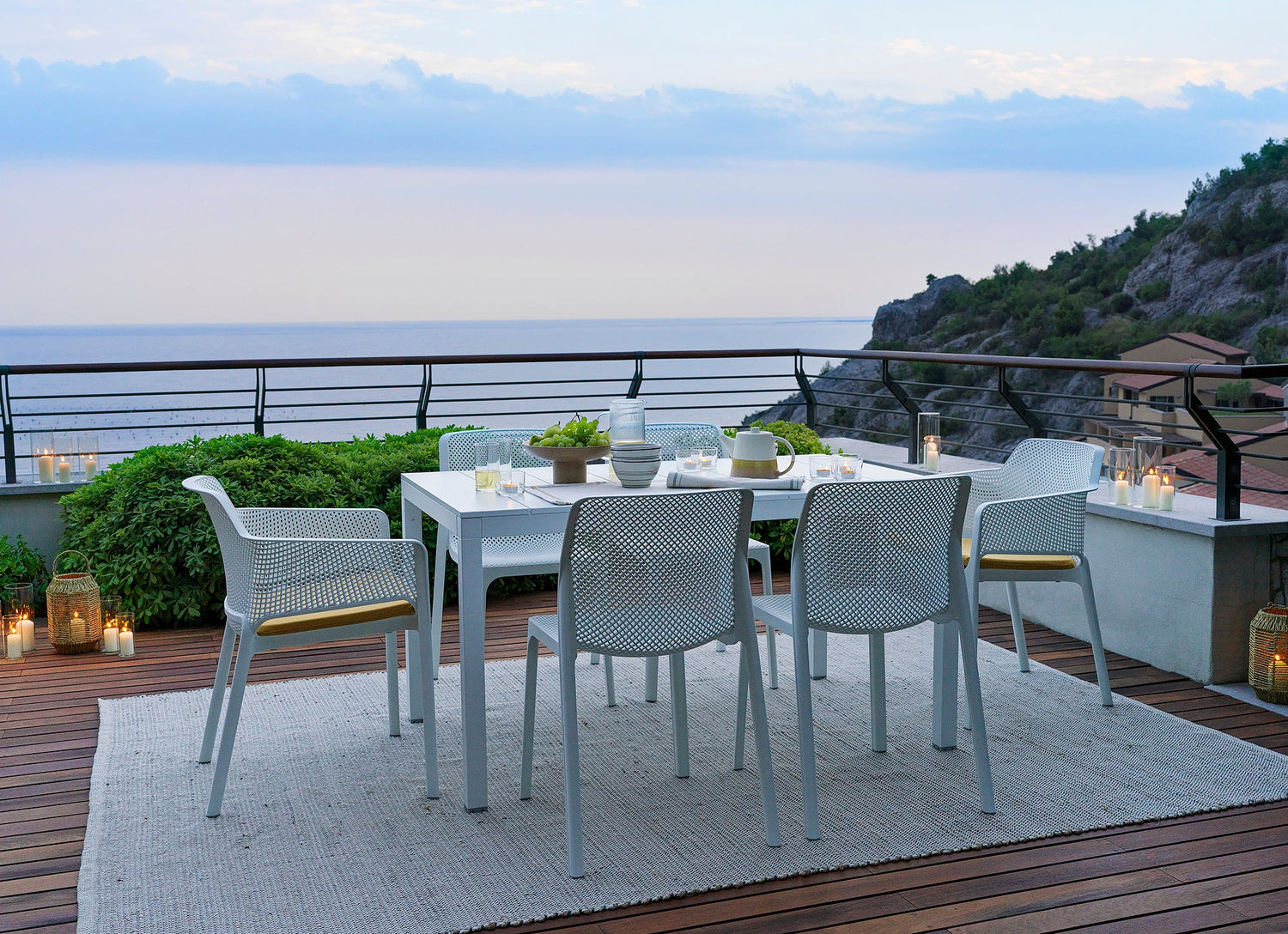 Nardi Rio-Net I. 6-8 személyes étkezőszett, bővíthető asztallal, választható színben