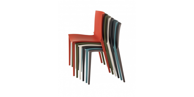 Kezdőlap MO Palau I. erős műanyag design szék