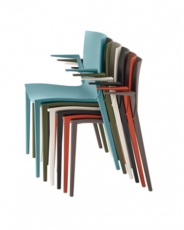 Kezdőlap MO Palau II. erős műanyag design szék