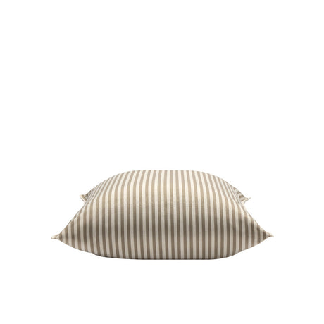 Brezza Relax Pouf kültéri puff – fehér hátteres termékfotó