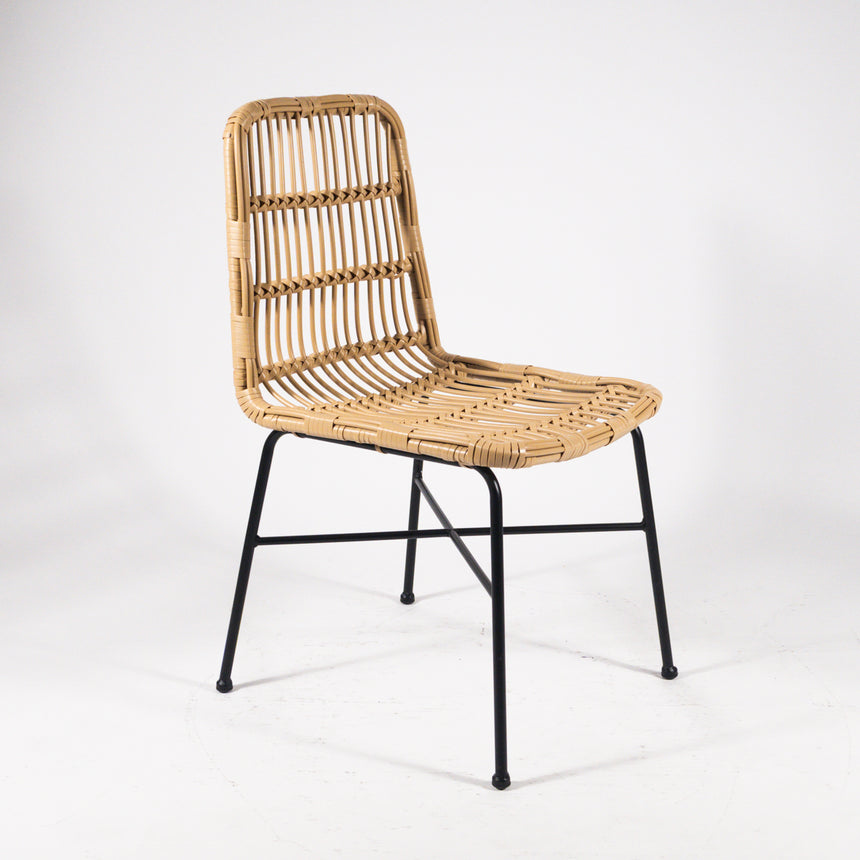 OT Ezra fonott szék