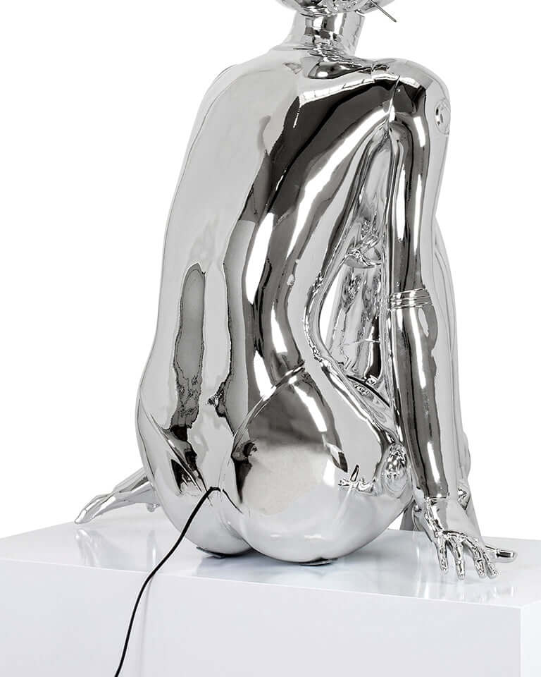 Cyber Woman szobor / állólámpa