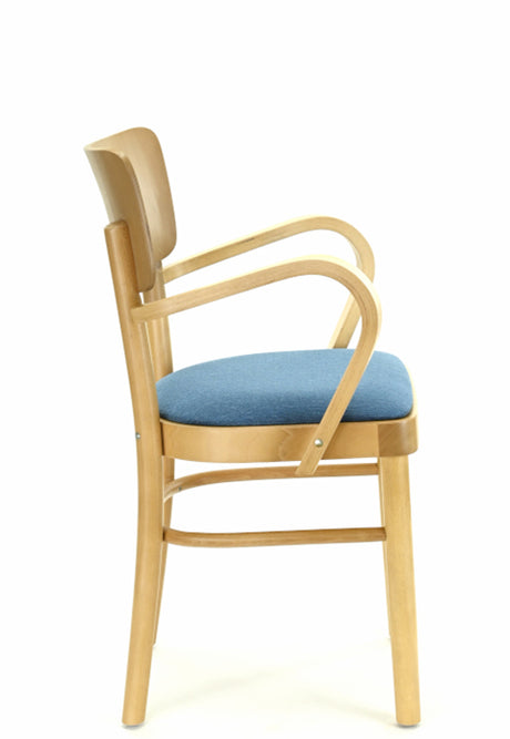 Fameg Novo B-9610 karfás szék oldalról