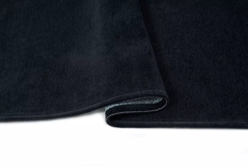 Basic Black modern szőnyeg nappaliban