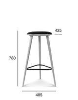 Fameg Finn BST-1609/75 bárszék bárpult mellett, vendéglátó térben