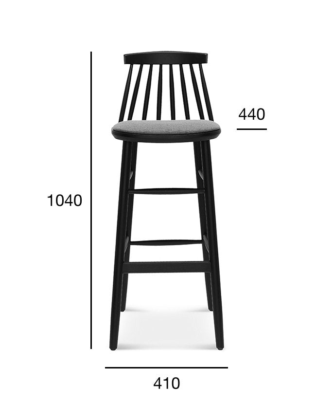 Fameg BST-5910 bárszék bárpult mellett, vendéglátó térben