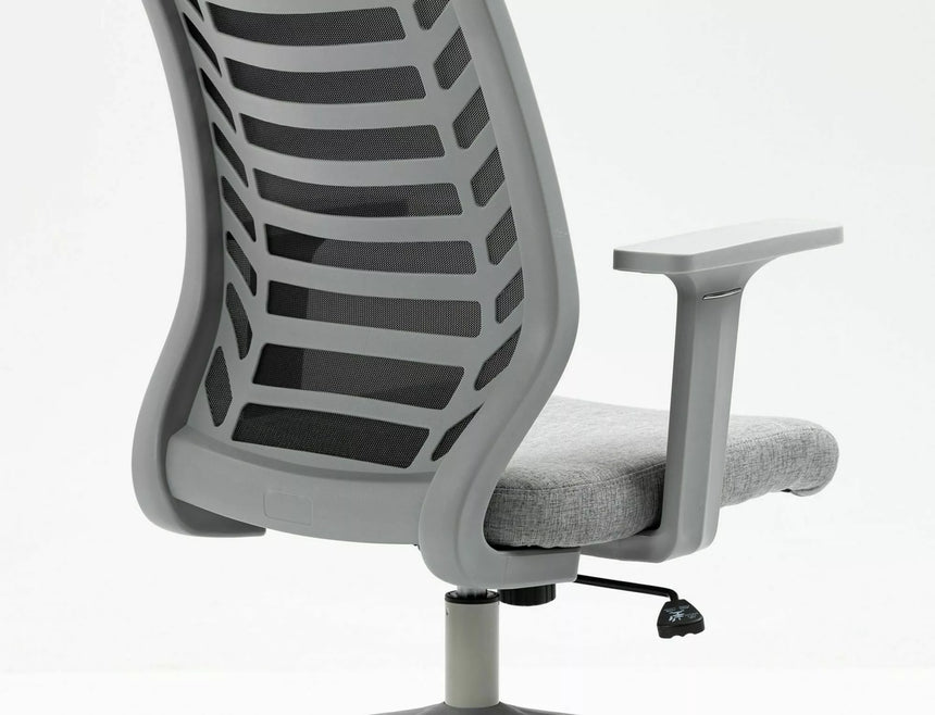 Irodaszék Q-320 I.