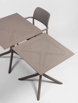 Nardi Clip kültéri asztal székkel