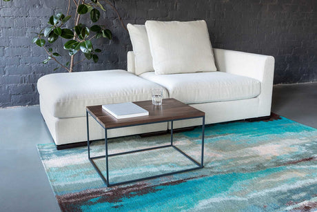 Laguna Aqua modern szőnyeg berendezett szobában